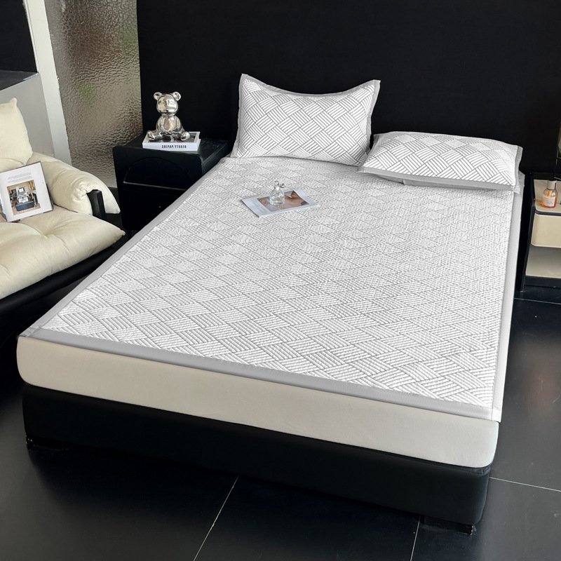 여름철 시원한 침실 분위기와 쿨링 매트리스