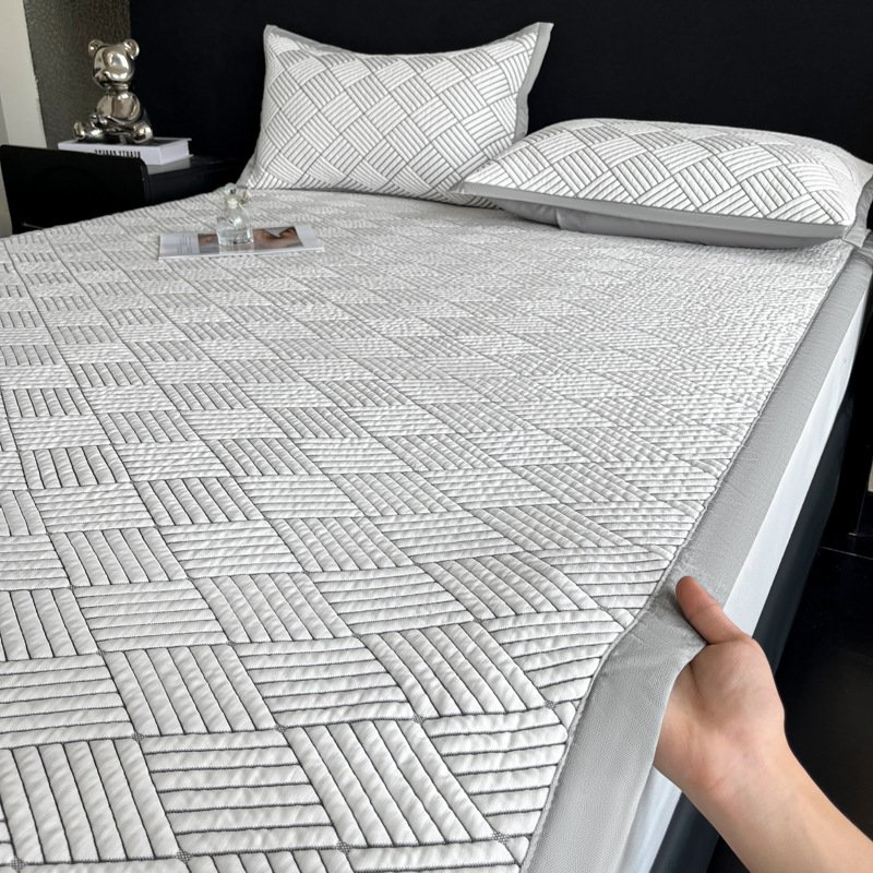 여름 쾌적한 숙면을 위한 쿨링 매트리스 활용 예시