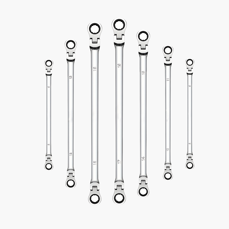 Extended ratchet wrench