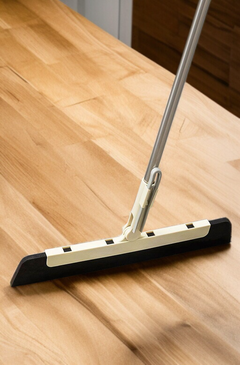 Stěrka na podlahu a vodu s ergonomickou rukojetí