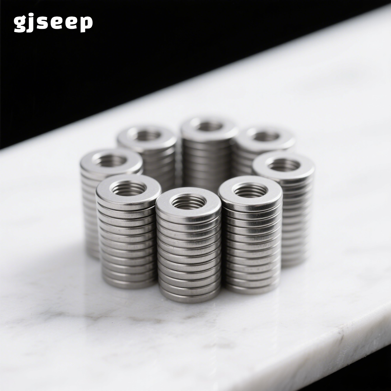 Rust-resistant flat washers for construction