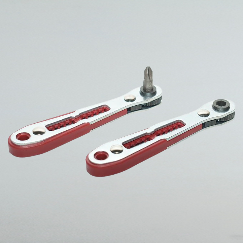 양방향 톱니바퀴 스크루 렌치