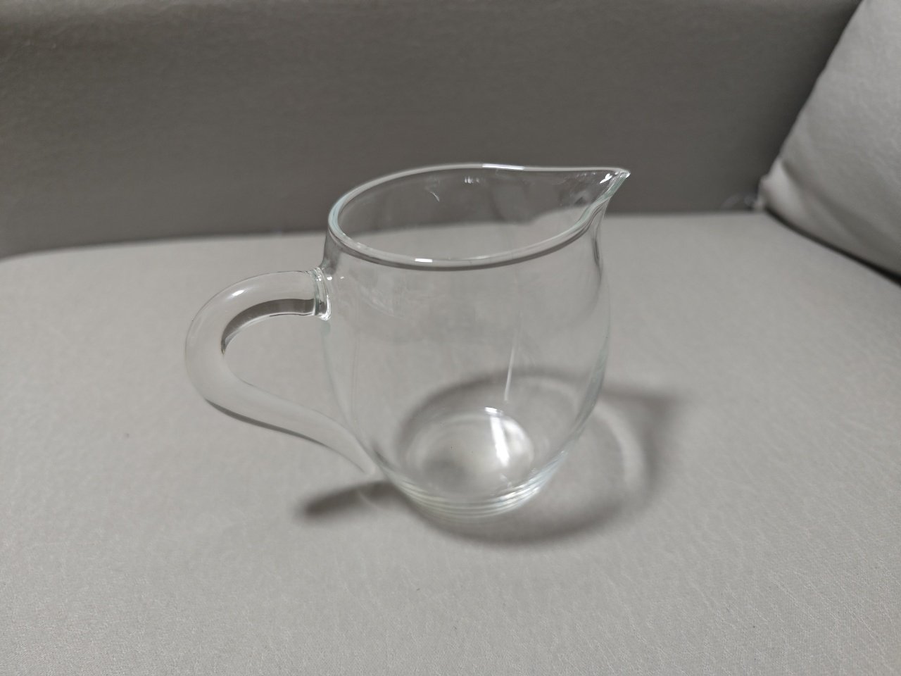 투명 유리 티컵
