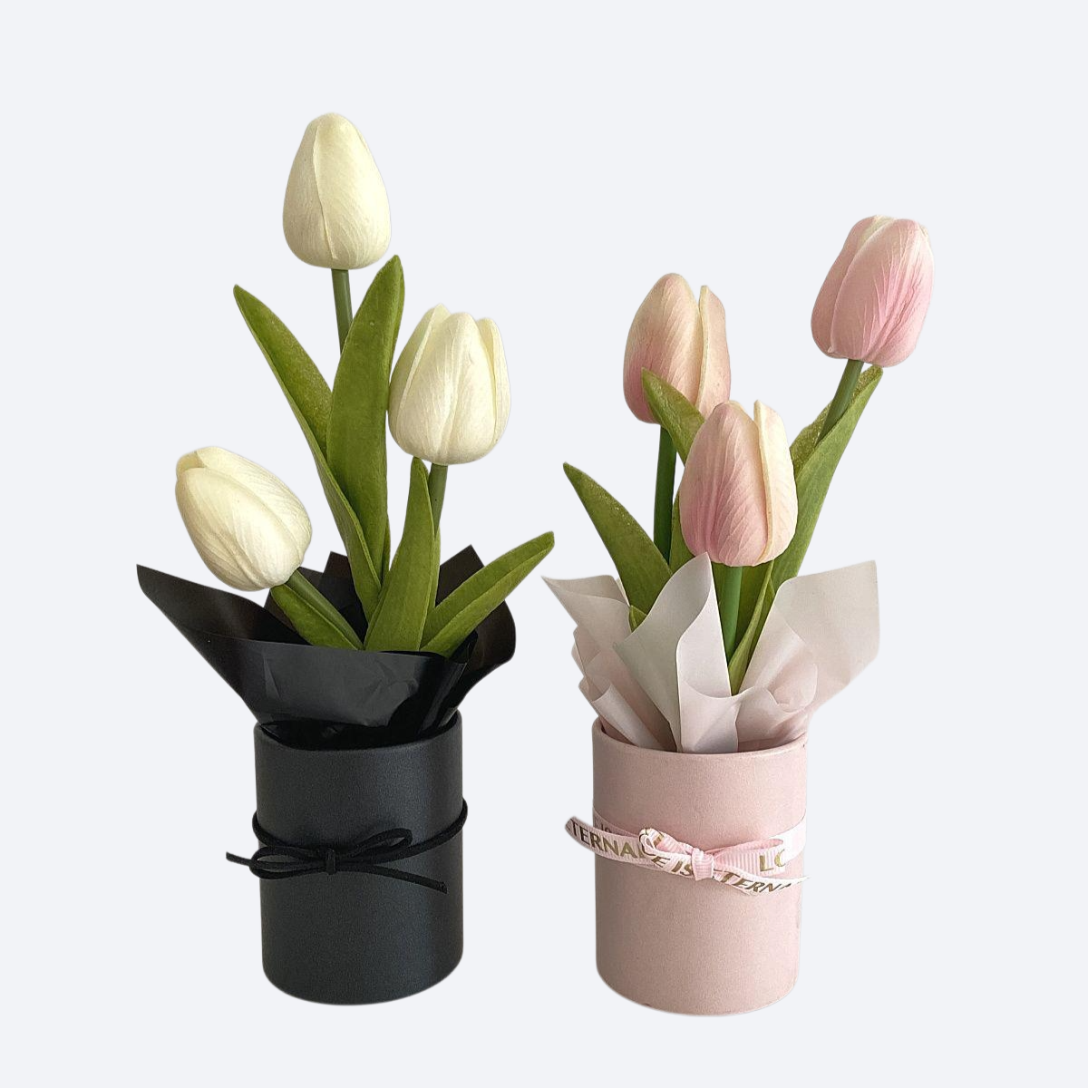 チューリップのプリントフラワー装飾品