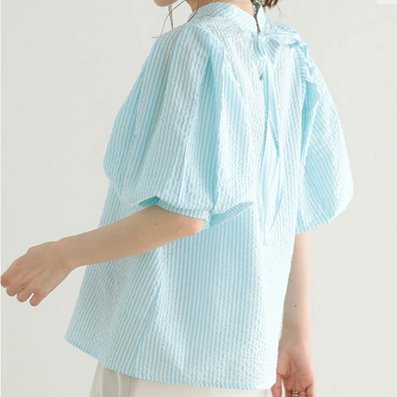 프렌치 칼라 퍼프 반소매