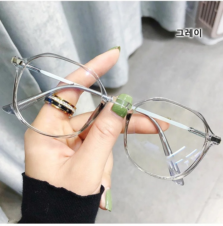 블루라이트 차단 렌즈의 효과 설명 이미지