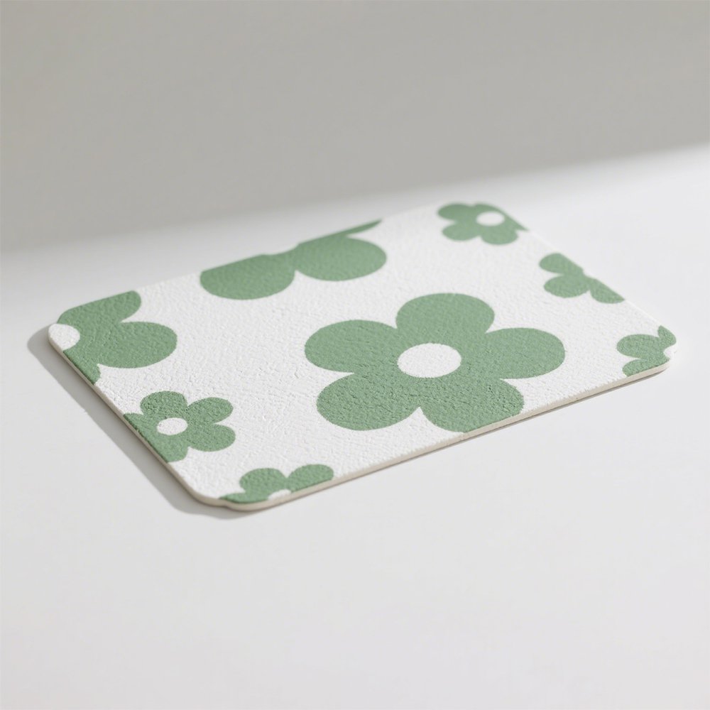 TPU wasserdichte Schnellablaufunterlage auf einer Küchenarbeitsplatte