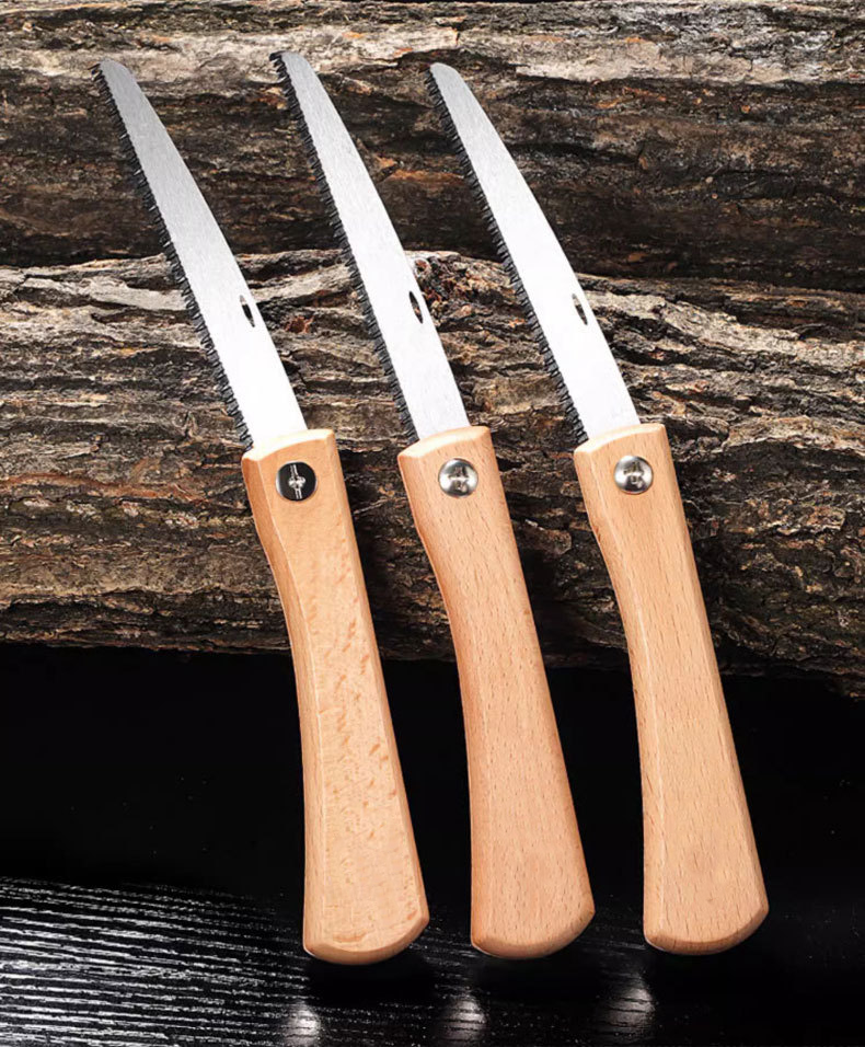 정원 가지치기에 적합한 미니 톱