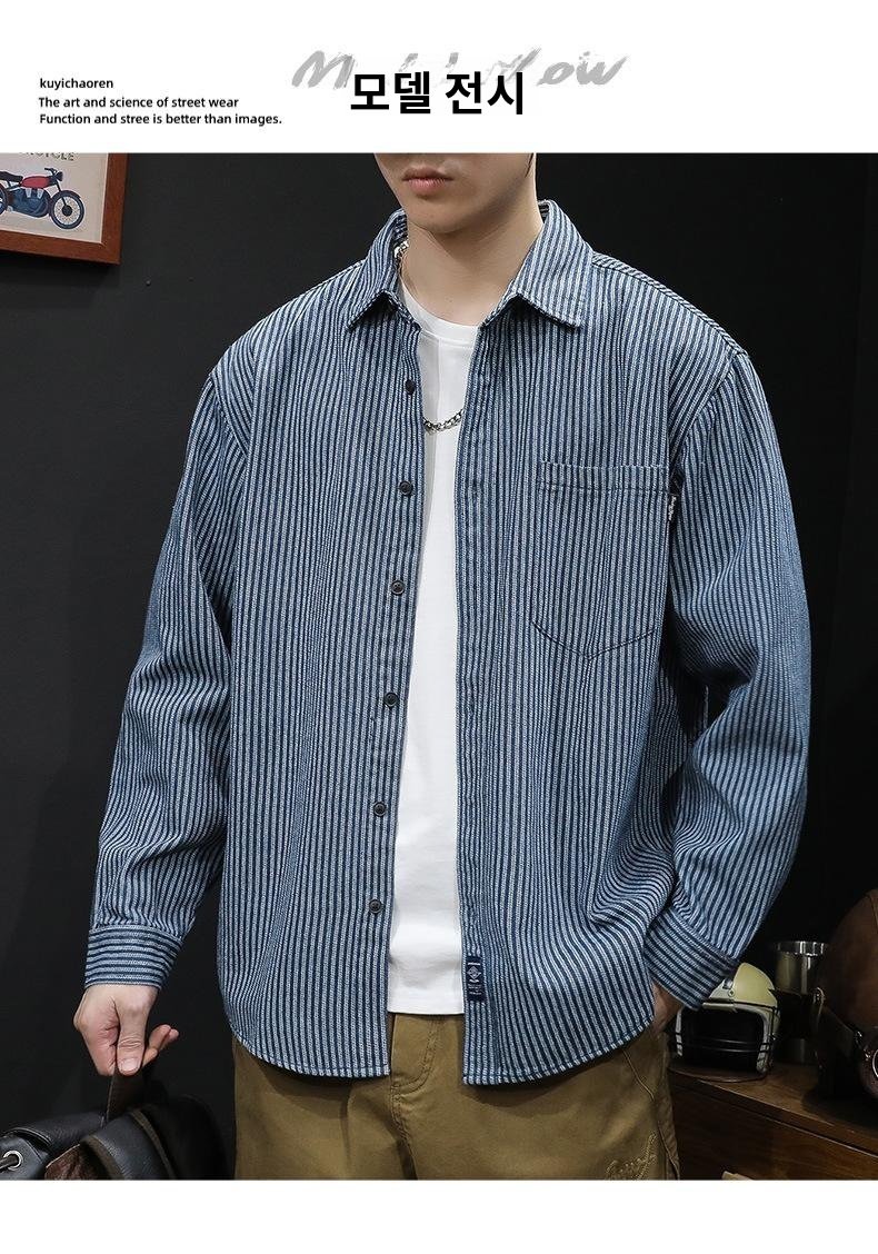 남성 데님 긴팔 셔츠 뒷모습