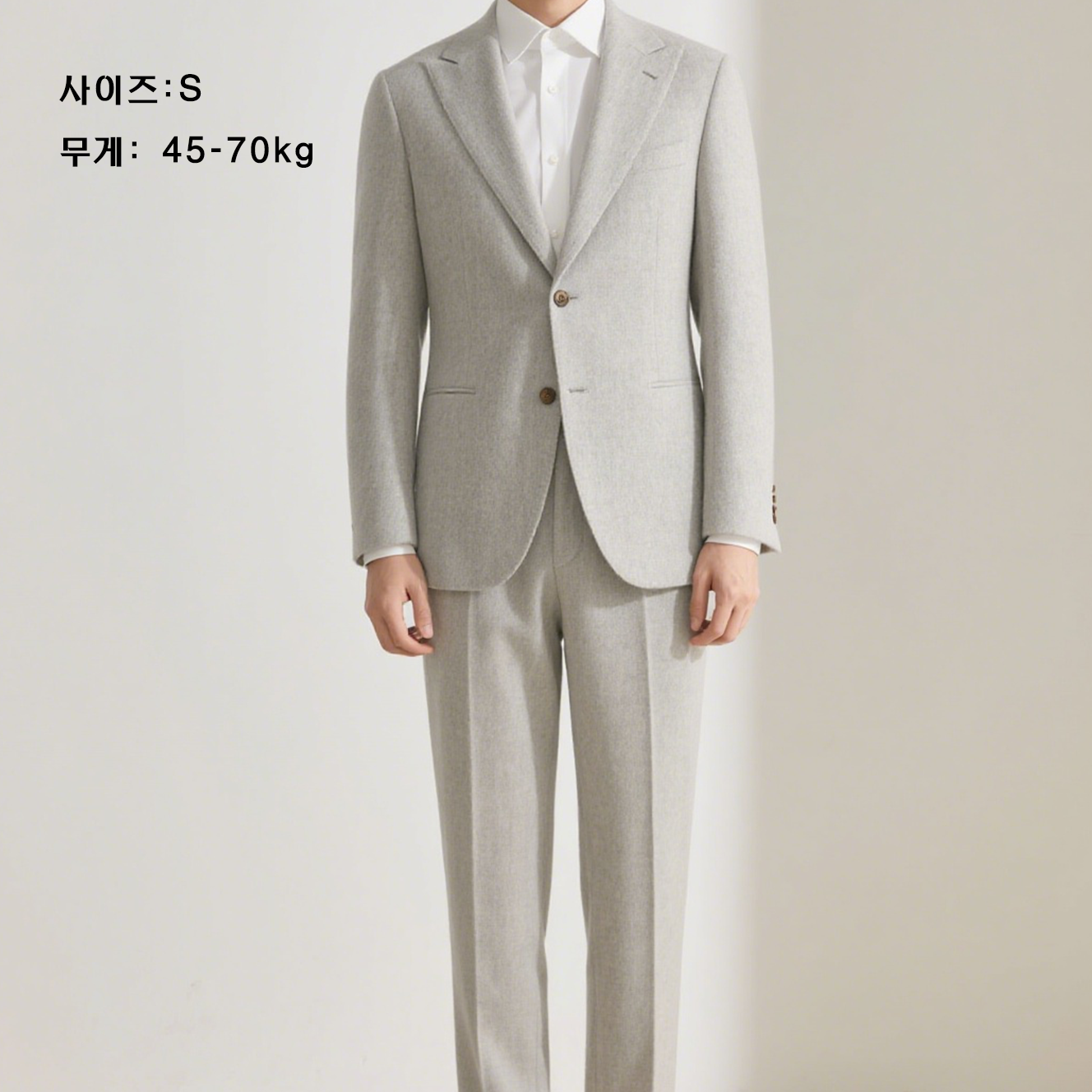 세련된 비즈니스 정장 디테일