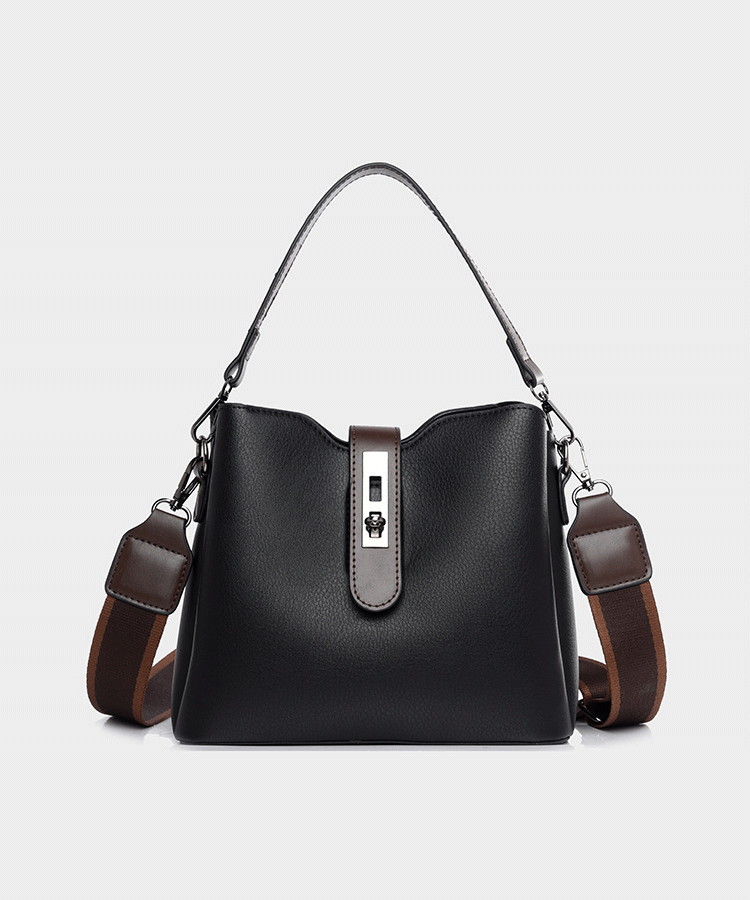 残り在庫87点限定のレザーバケツバッグ