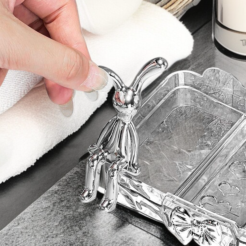 물 고임 없이 깔끔하게 정리된 비누함