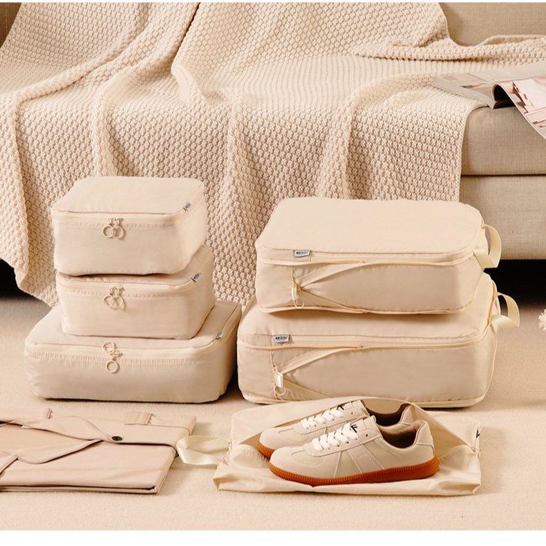 エスプレッソ・トラベル・オーガナイザー・セット ランジェリーポケット 圧縮衣類袋 出張時の必需品収納バッグ