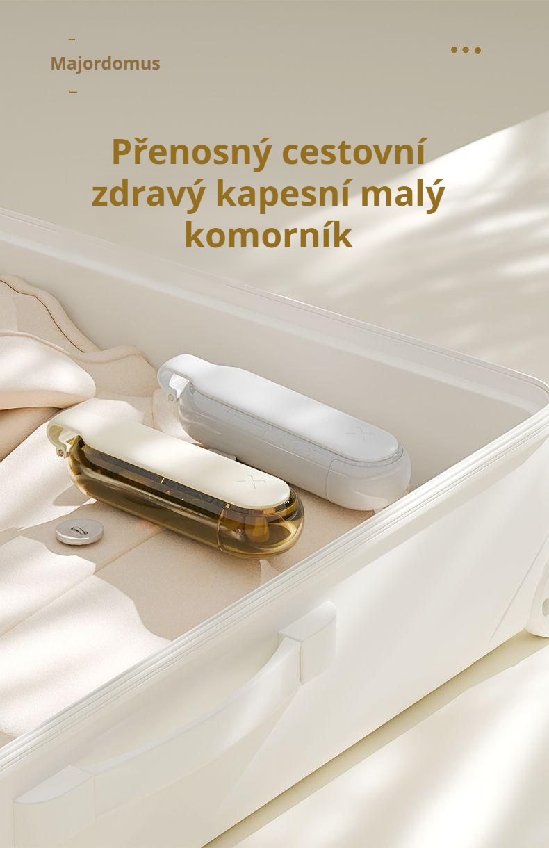 Lehký a kompaktní dávkovač na léky do kabelky