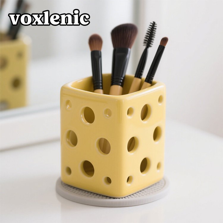 メイクブラシ収納