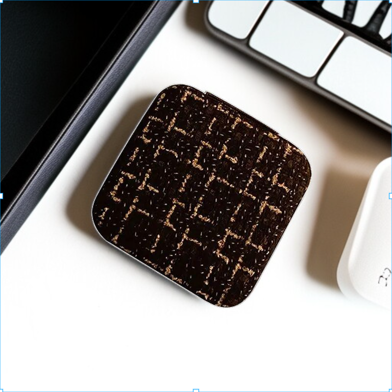 高価な小さなフレグランススタイルの機内持ち込み用ミニコスメバッグ、旅行用ポータブルジュエリー収納バッグ、小銭入れ