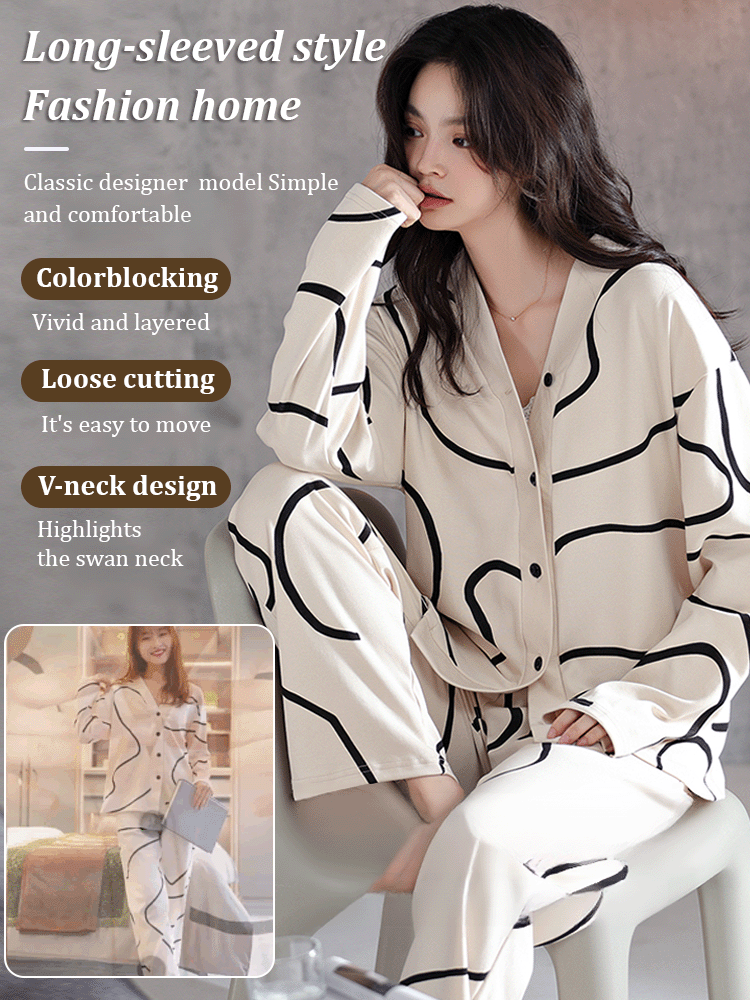 Soft and skin-friendly loungewear with chest pads