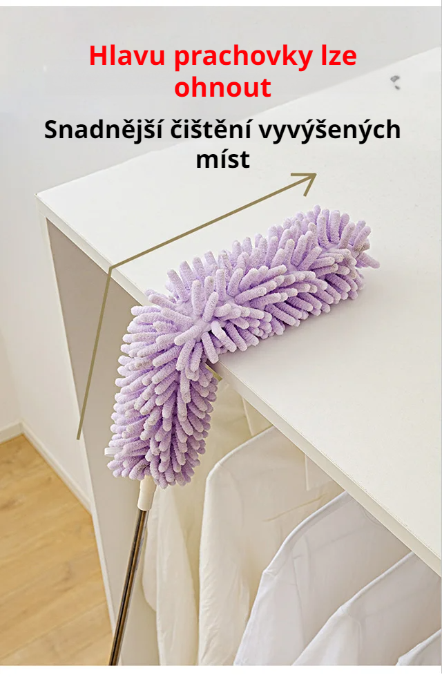 Žinylková prachovka při čištění auta