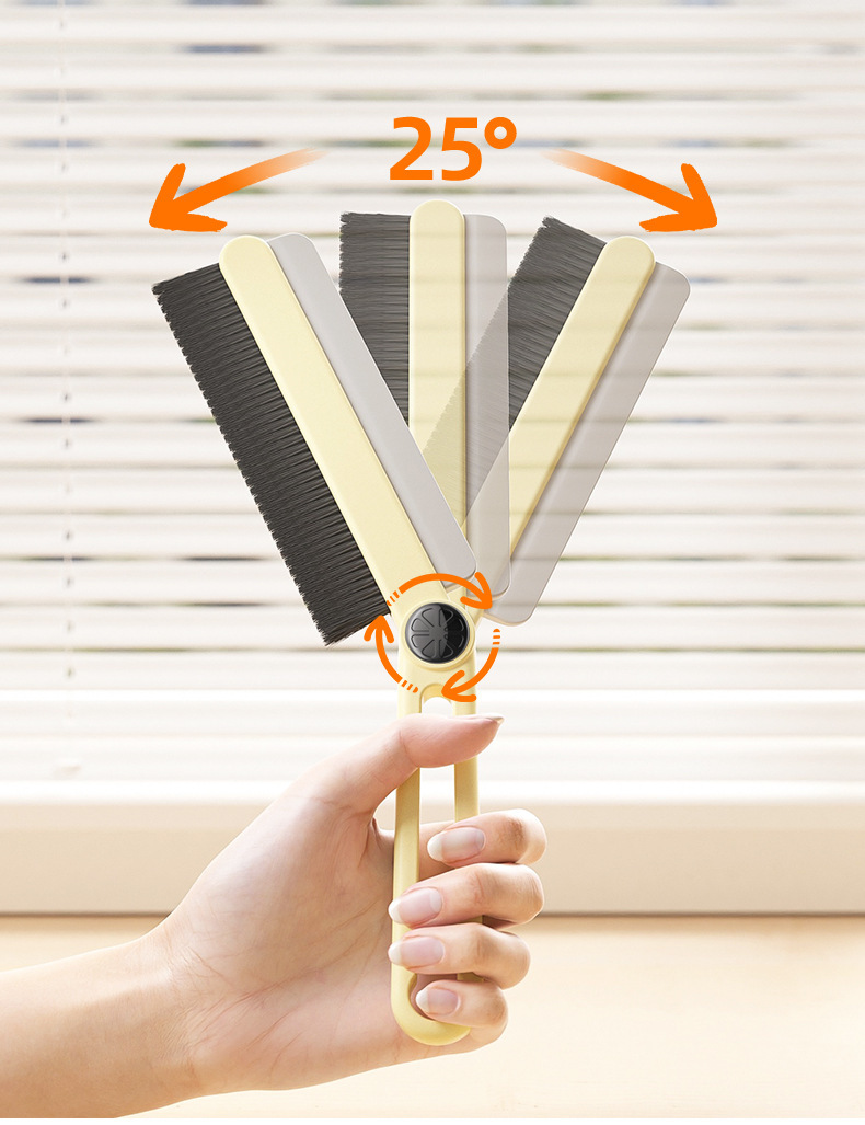 Dlouhá rukojeť pro snadný dosah do štěrbin