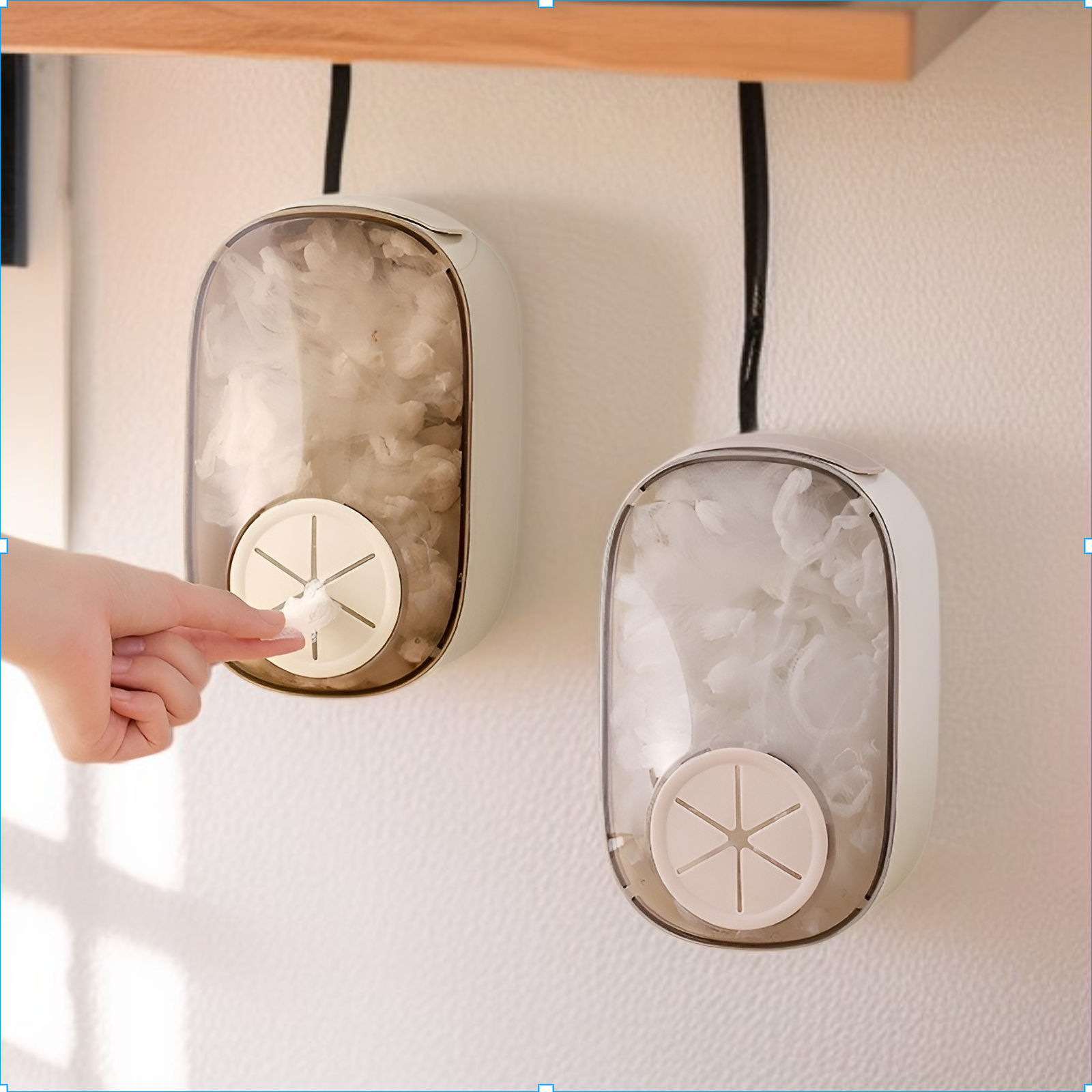 Disposable plastic wrap storage box artifact removable punch-free plastic bag cover box