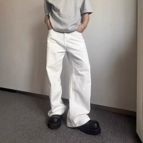 화이트 마체테 청바지