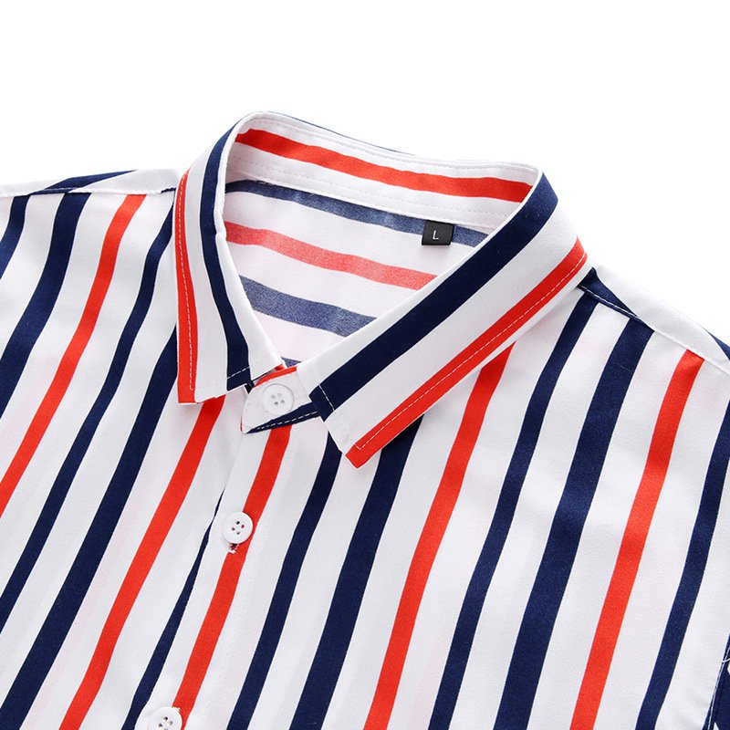 Stilvolles Trikott-Collar-Shirt mit Streifen