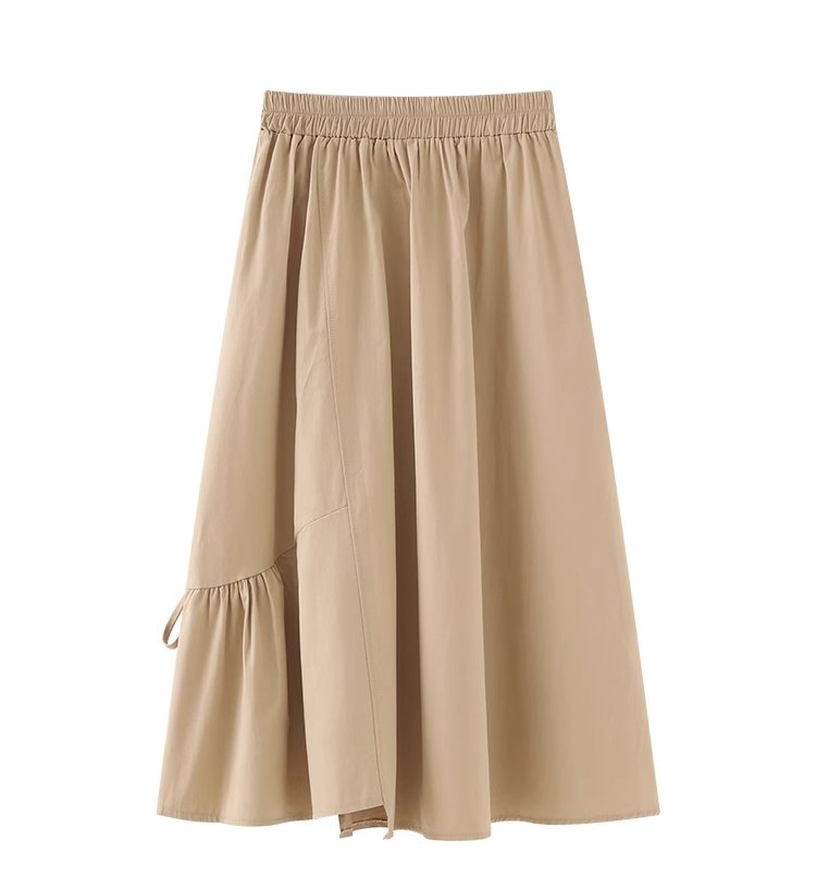 세련된 캐주얼 데일리 스커트 착용 예시