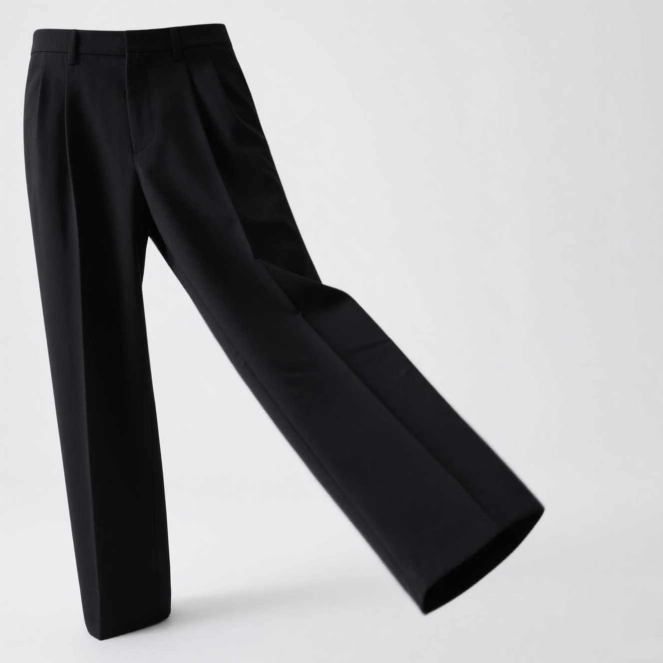 快適な着心地の黒色スーツパンツ詳細