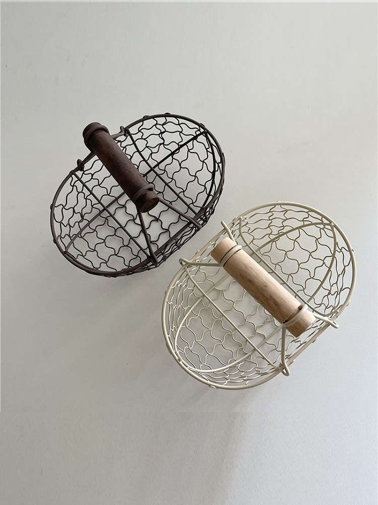 ポータブルで持ち運びやすいバスケット