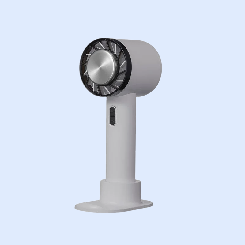 コンパクトなデザインの冷風扇で常夏気分を味わおう