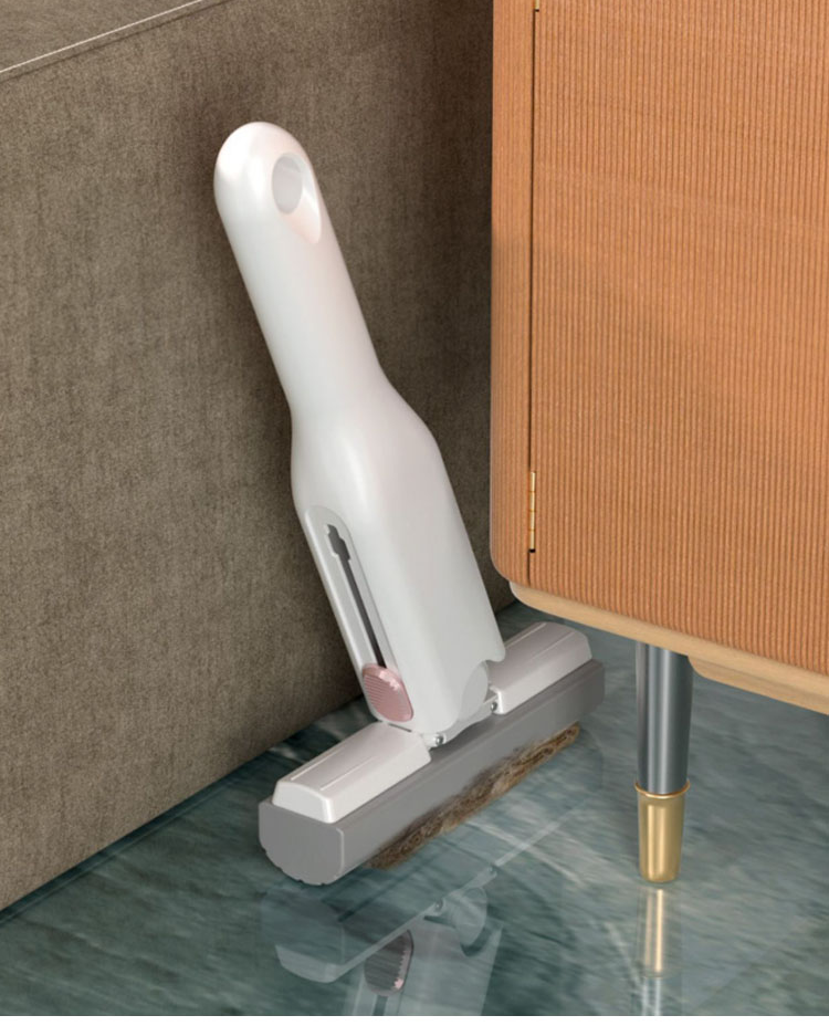 Praktický mini mop na pracovní stůl