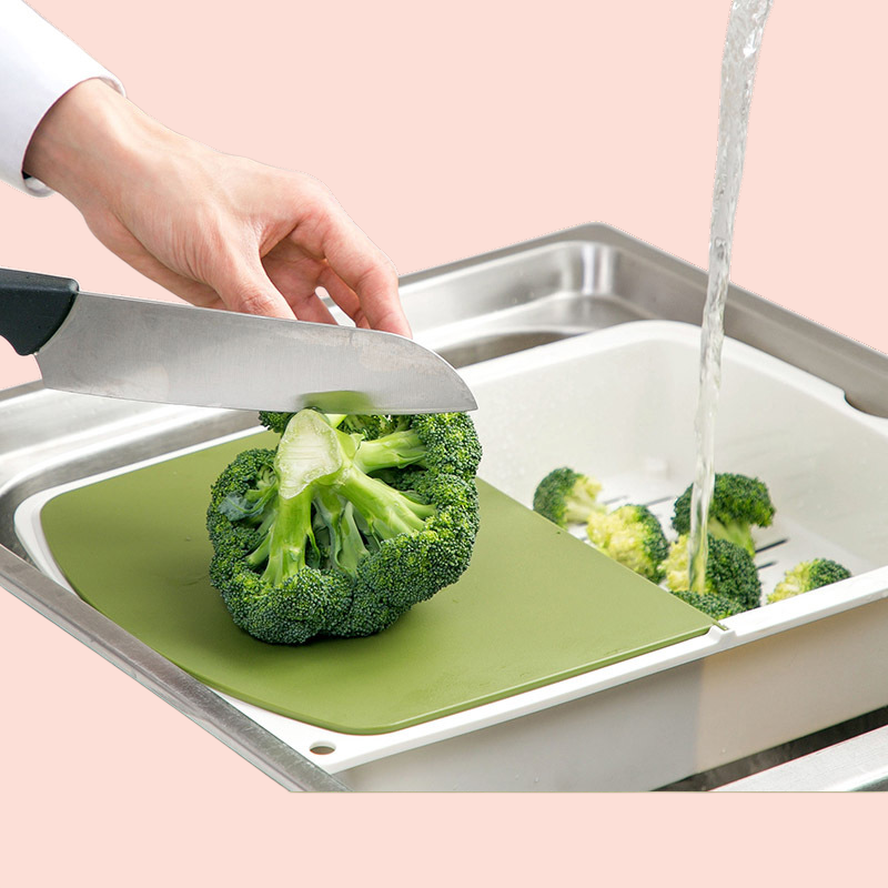 YH-フリップカッティングボード（水切りバスケット付き）
