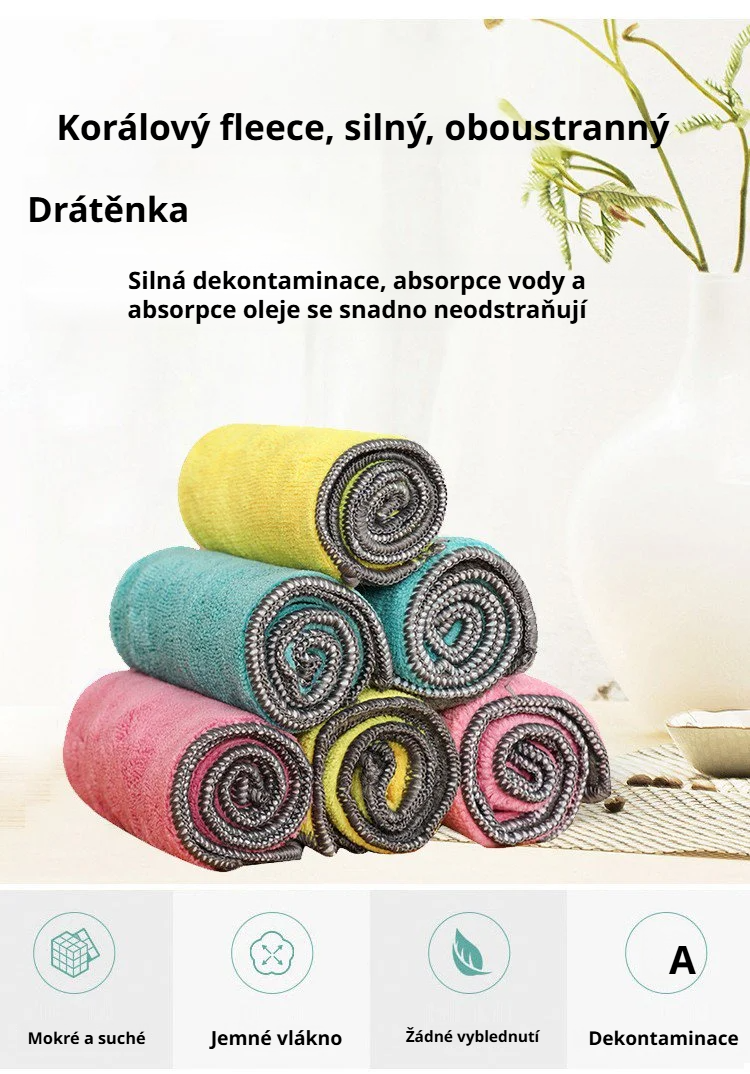 Silná oboustranná čisticí podložka z korálového fleecu detail