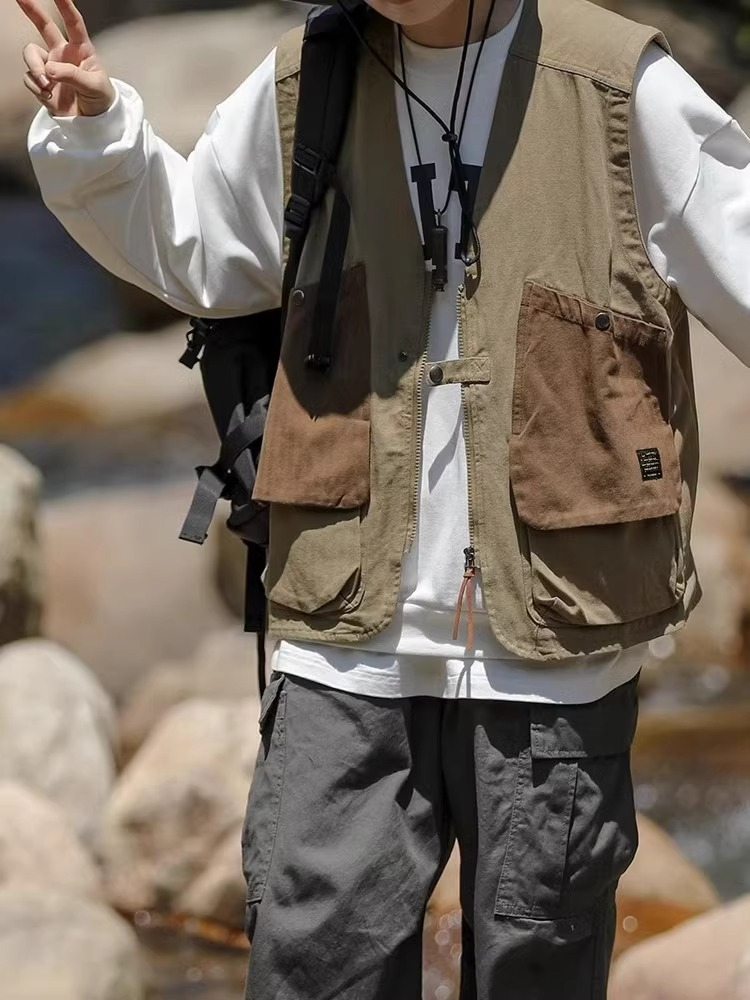 アウトドアに最適な多機能ワークベスト