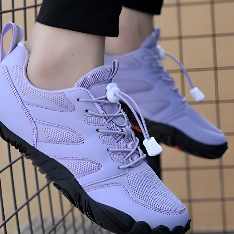 أحذية في الهواء الطلق