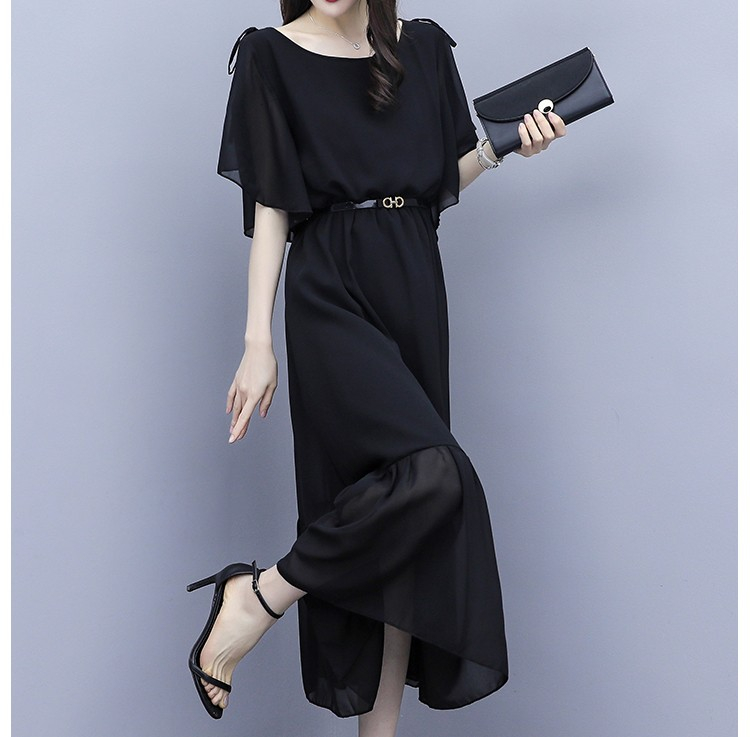 春夏にぴったりな軽やかロングワンピース