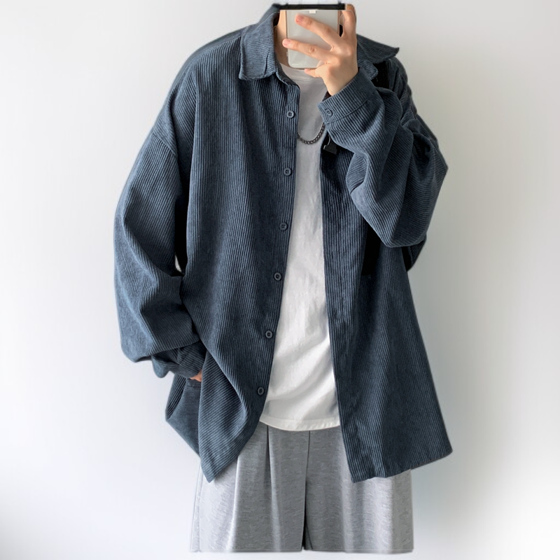 ティーンエイジャーのゆったり長袖コーデュロイシャツ ハンサムカジュアルシャツ秋ユニセックス個性シャツ