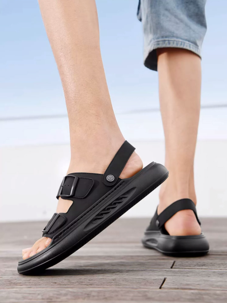 Noorstep    صندل من جلد البقر بنعل من اللاتكس