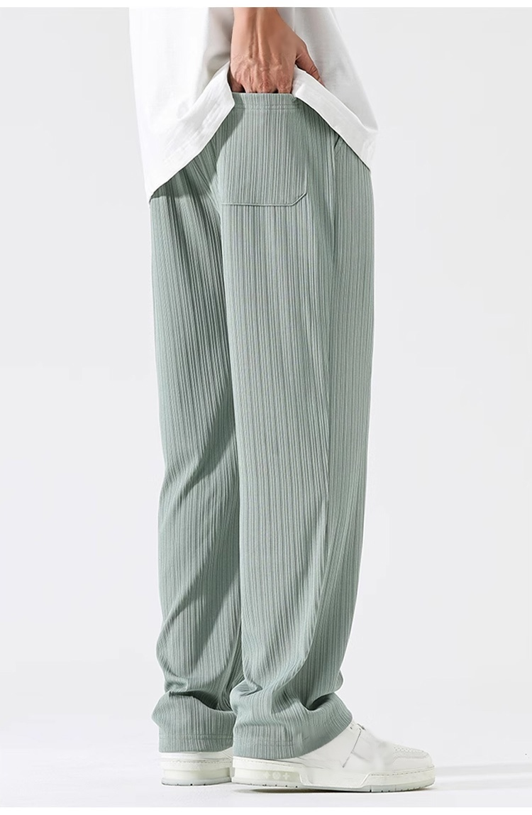 夏用メンズカジュアルパンツ着用イメージ