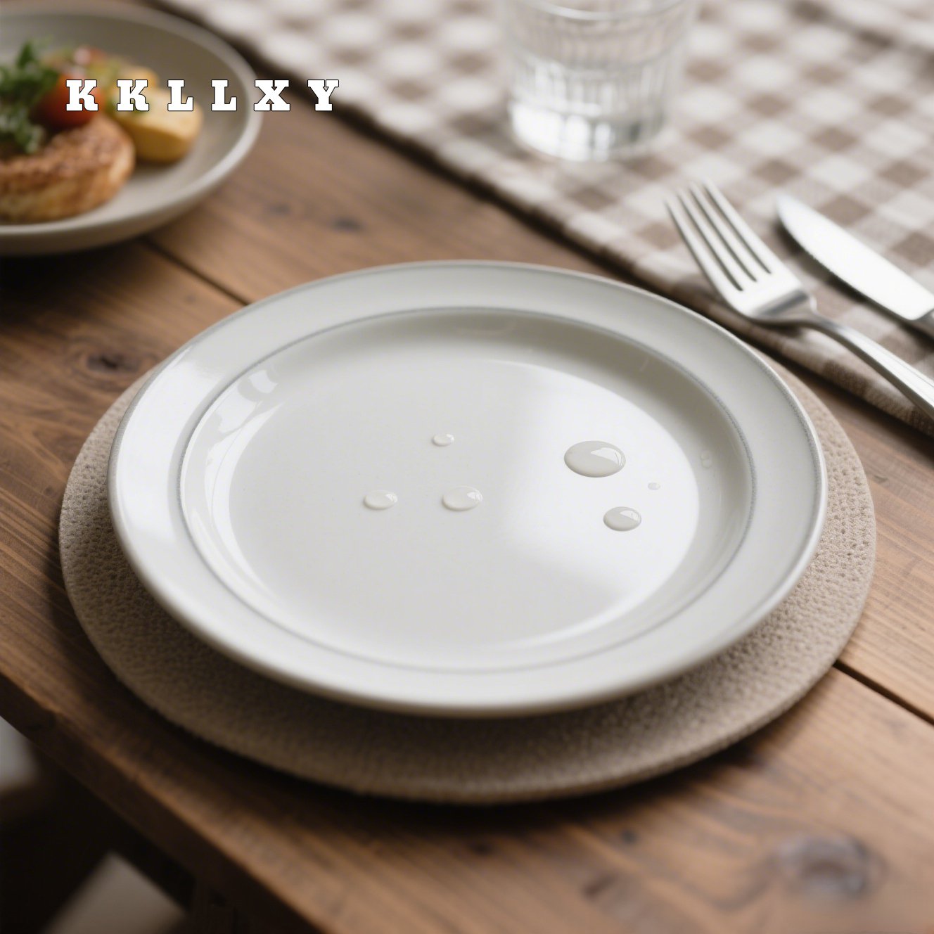 칼 붙이 둥근 접시 전체 이미지