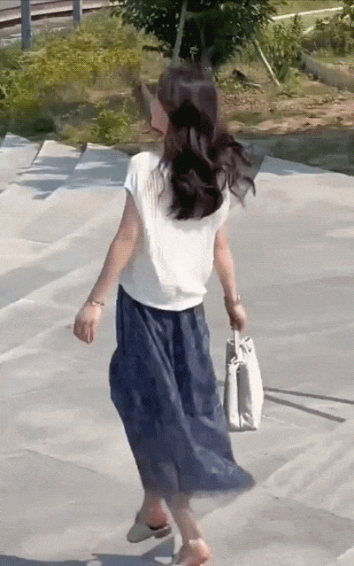 24b92c49aa48a8304b7c7b9bf03dc59e_20250812151936_compressed.gif