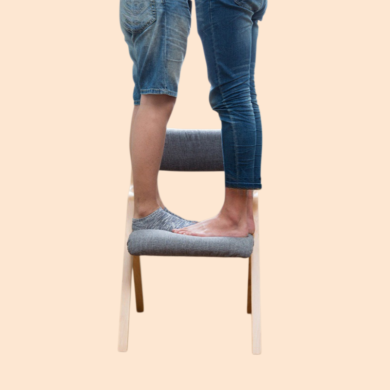 無垢材の折りたたみ椅子