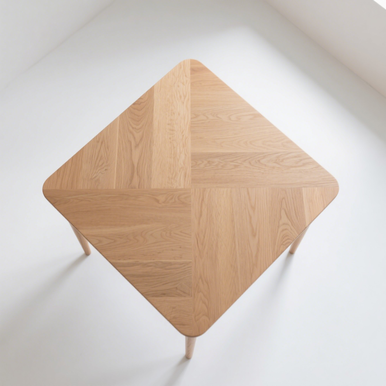 Mesa de comedor cuadrada sencilla de madera maciza