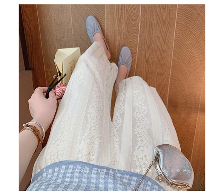 レディース用総レースパンツの着用イメージ