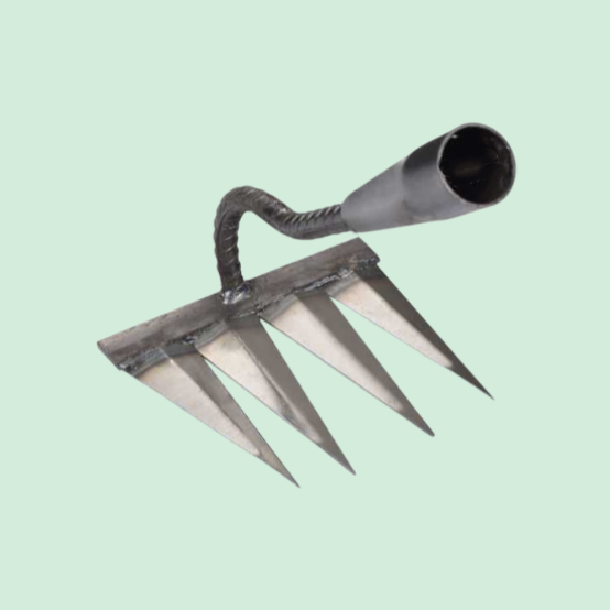 여섯 갈퀴 호미로 땅 고르기 및 갈퀴 제거기