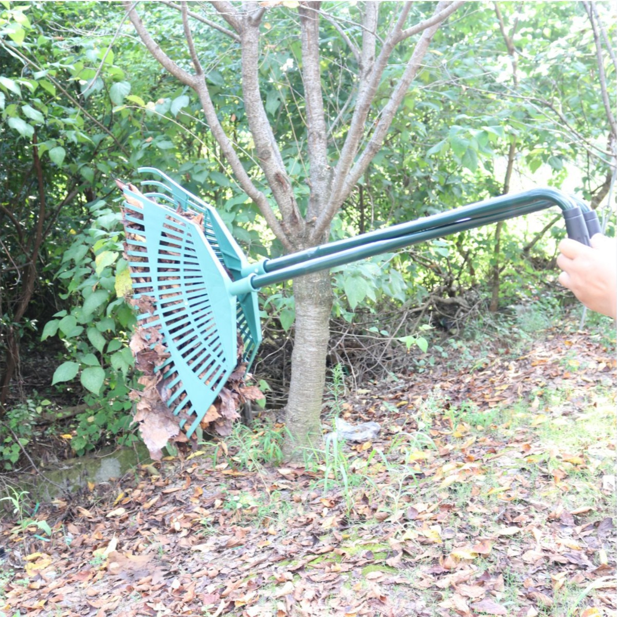 増量草熊手、庭草熊手、枯葉熊手、ガーデニング葉熊手、ガーデニングツール、長い木製ハンドル草熊手、葉熊手