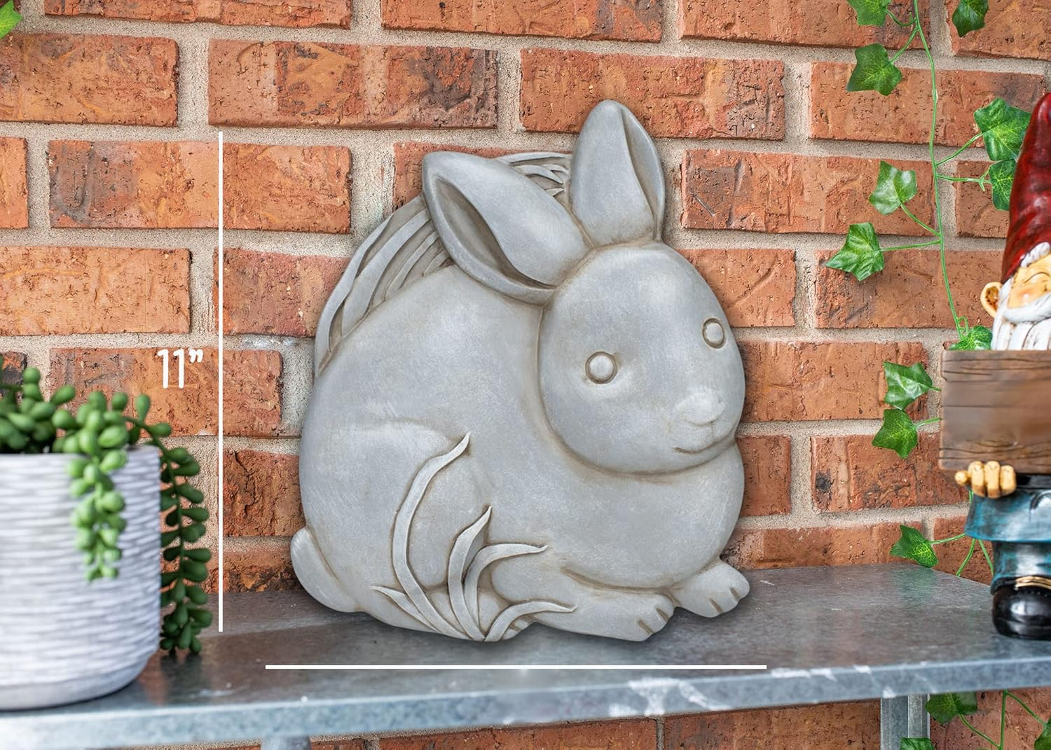 Decorative garden stepping stones