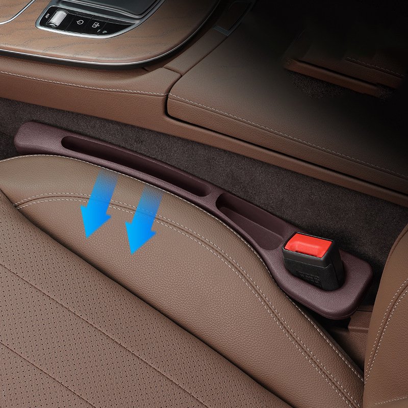 Der autositz hat ein leck und die sitze sitzen