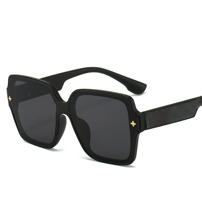 유광 블랙 안경테 그레이 안경알