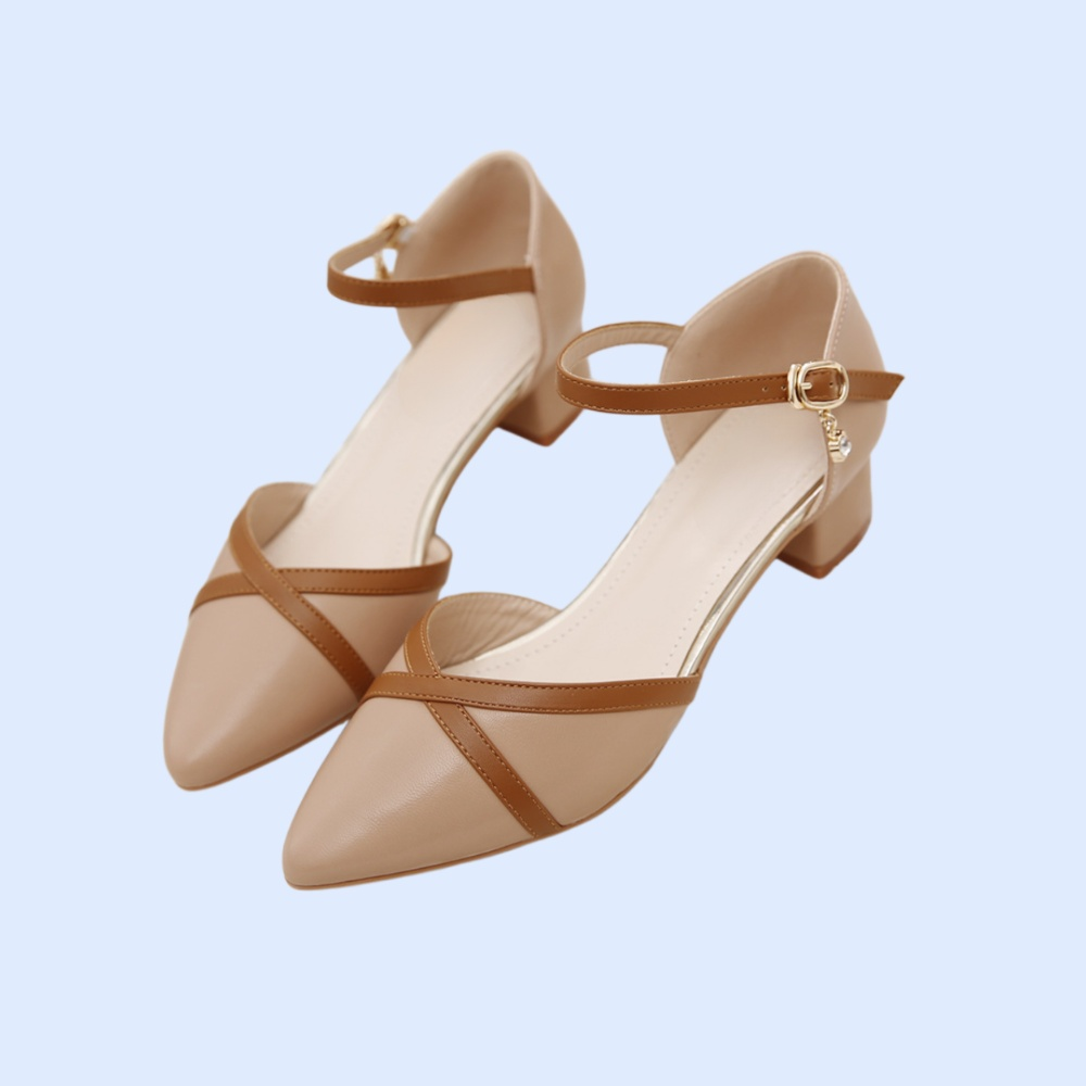レディース ポインテッドトゥ バックルサンダル